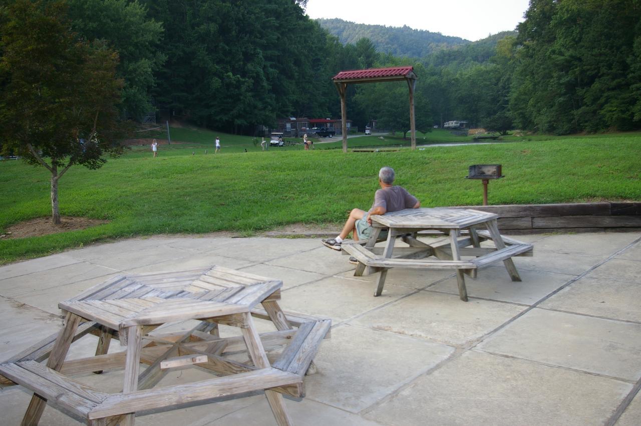 Green Mountain Park Ленуар Экстерьер фото